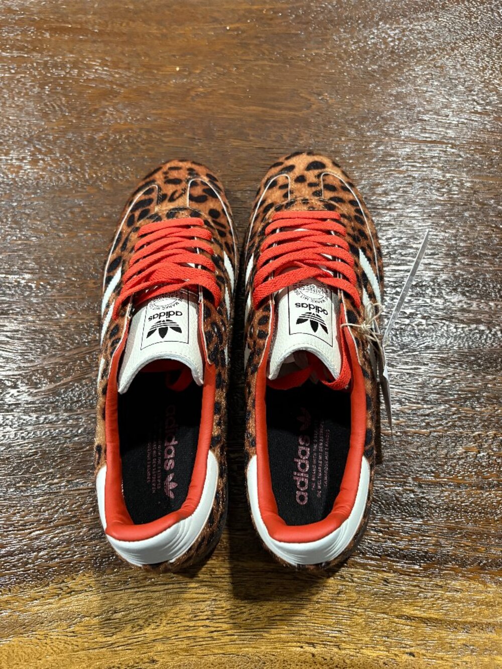New with tags Adidas Samba sneakers with leopard animal print US 9